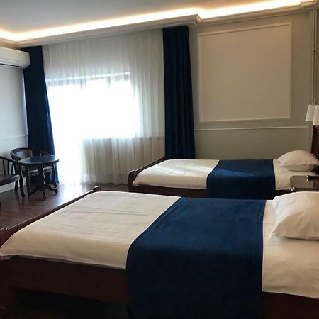 Pension Hanul Andritei Craiova Bagian luar foto