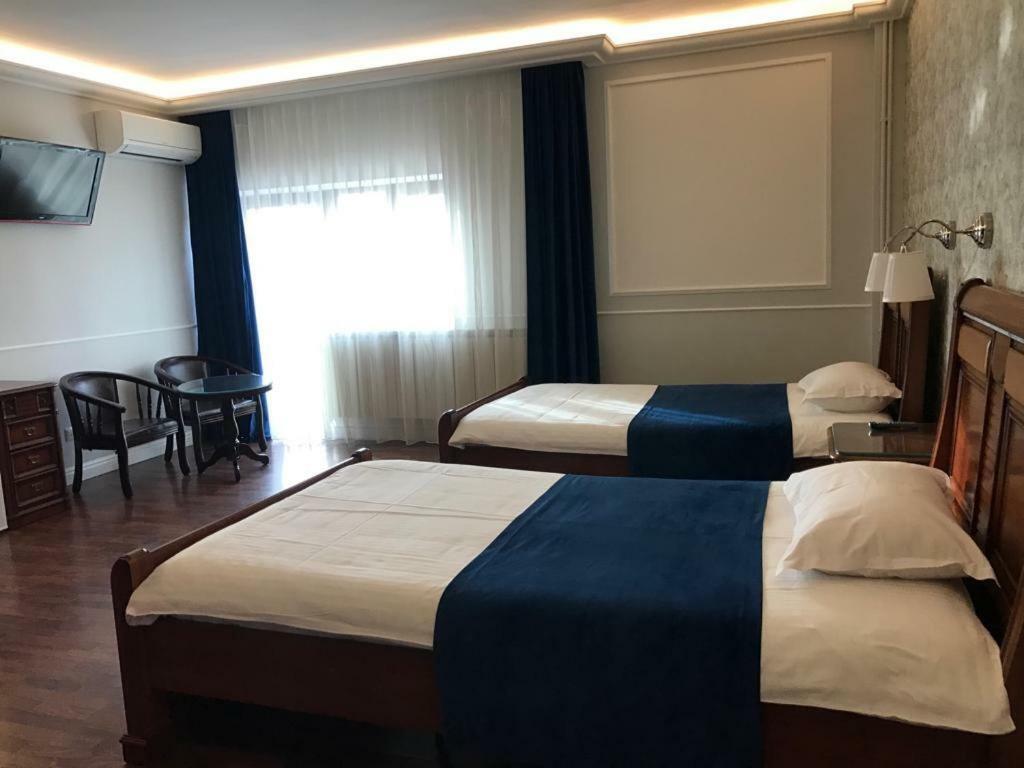 Pension Hanul Andritei Craiova Bagian luar foto